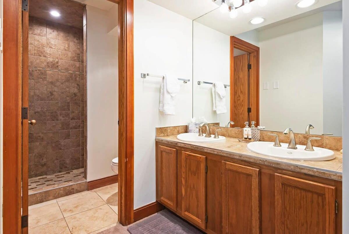 Stunning Location 2Bdr Condo Retreat Park City Luaran gambar